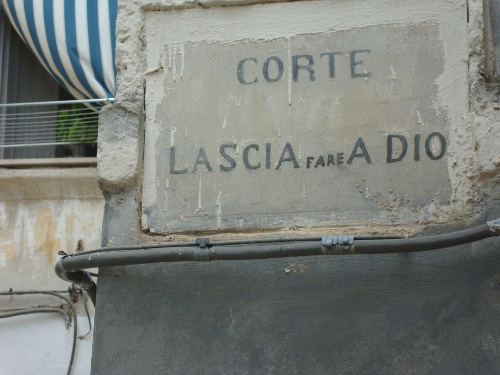 Hotel Le Nicchie à Bari Extérieur photo